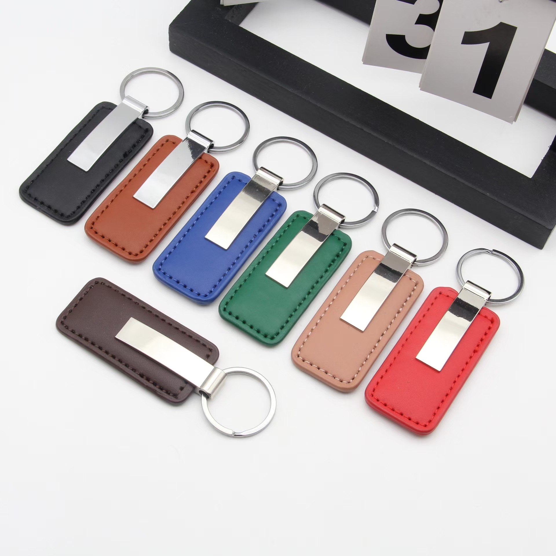 Leather keychain (3)