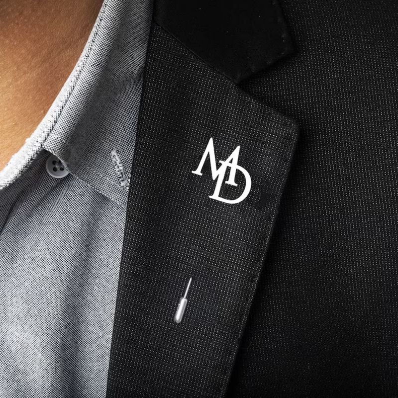 men lapel pin (2)