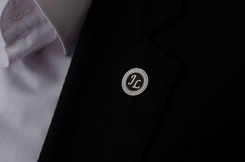 men lapel pin (3)